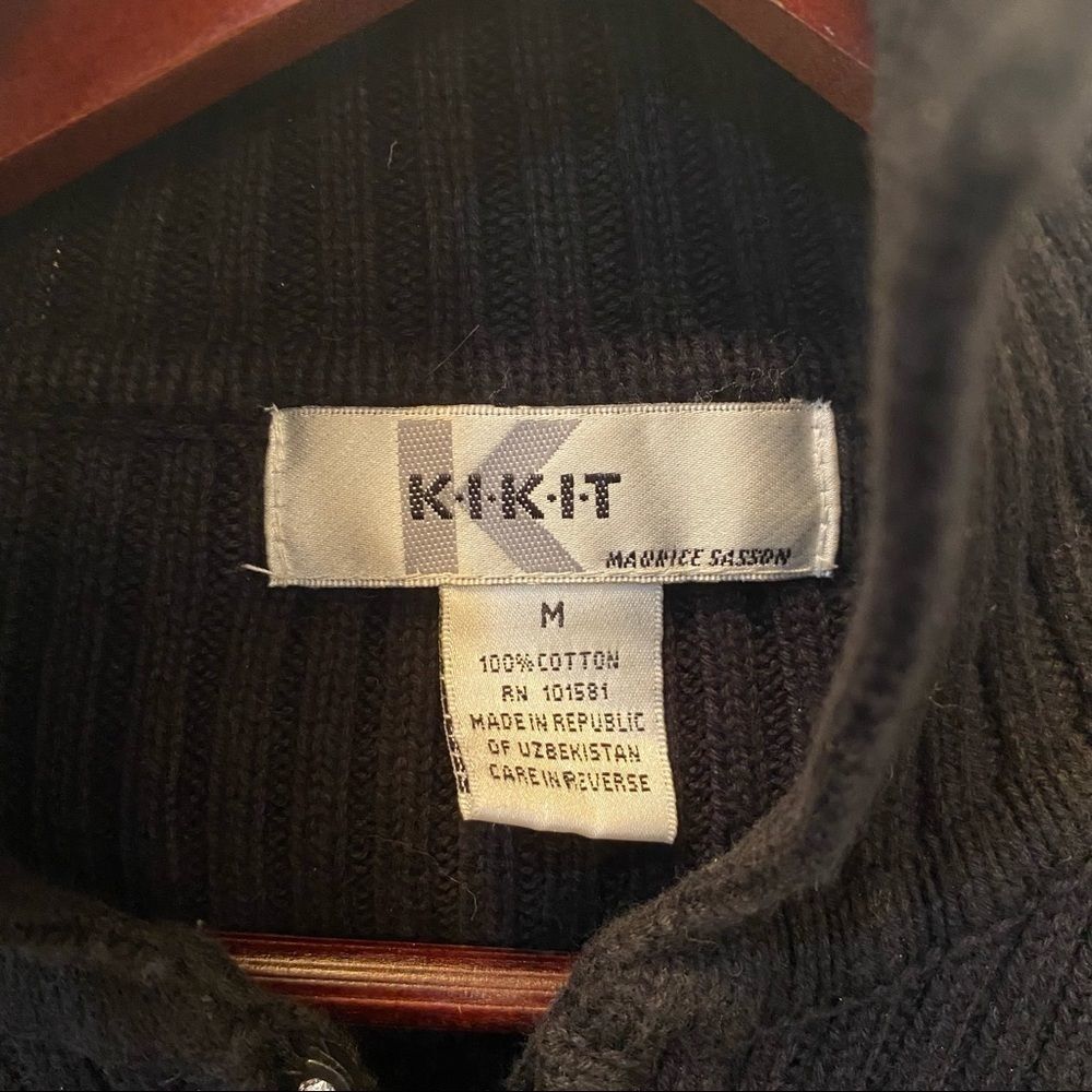 K.I.K.I.T women’s zip up long sleeve black sweater. Size medium Has some stretch - Picture 3 of 7